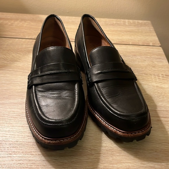 The Corinne Lugsole Loafer - Picture 3 of 5